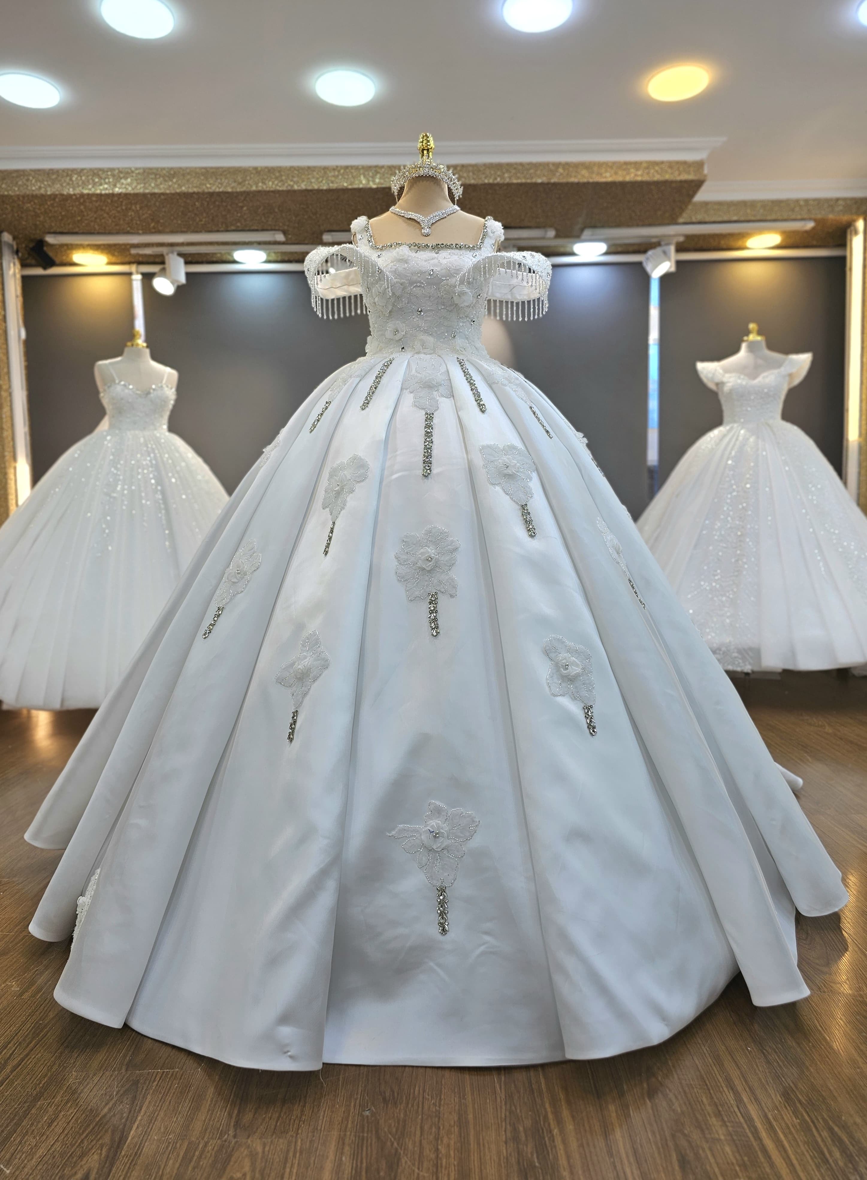 Turkey Regal Blossom Ball Gown – Embroidered Elegance