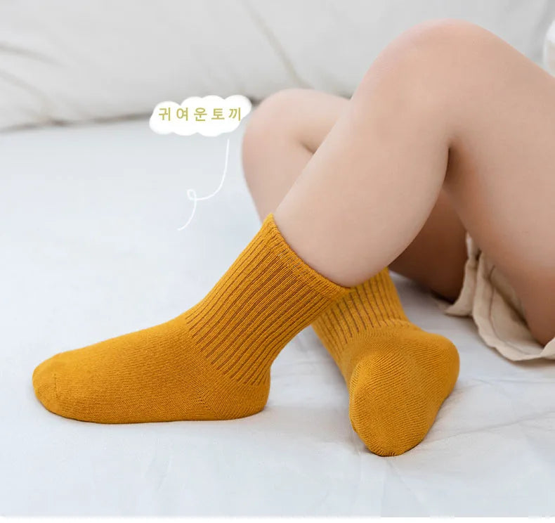 5 Pairs/Lot Autumn Winter High Elastic Simple Children Socks Korean Cotton Stripes Solid Color Alphabet Boys Girls Socks 1-12 Y