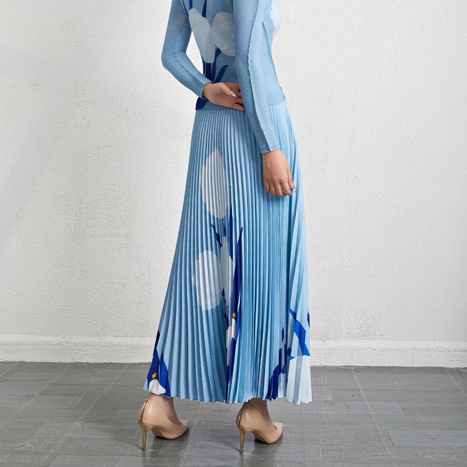 Factory Direct Sale High-Quality Polyester Fabric Printed Pleated Skirt Women's Casual Midi Skirt