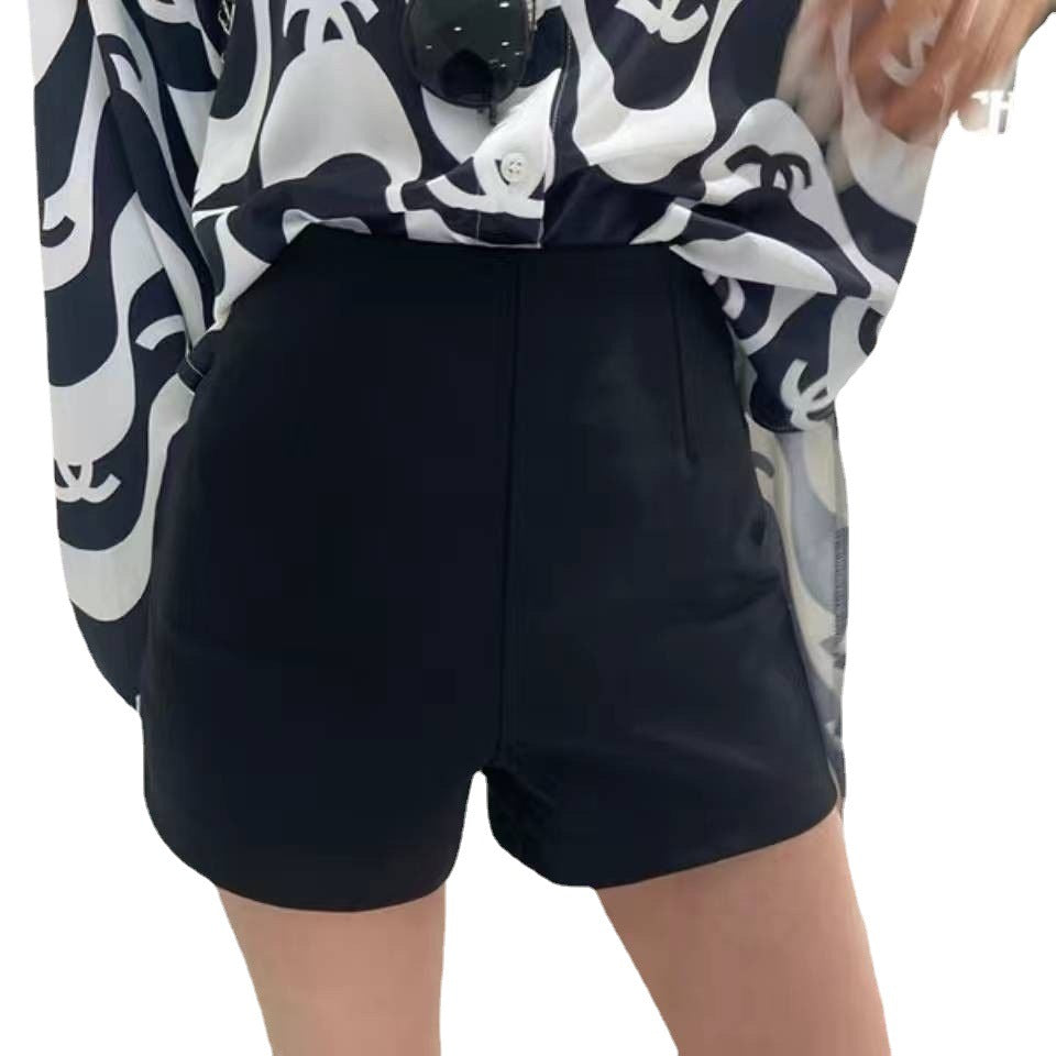 Four-Season Black Plus-Size Leggings for Women, Anti-Exposure Pants, Invisible Pants, Casual Shorts for Petite Women