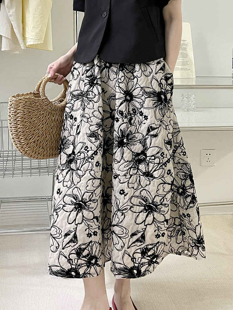 Ju Zhi 2026 Early Spring Velvet Skirt for Women, Heavy Craftsmanship, Niche Retro French High-Waisted Mid-Length A-Line Skirt 1572