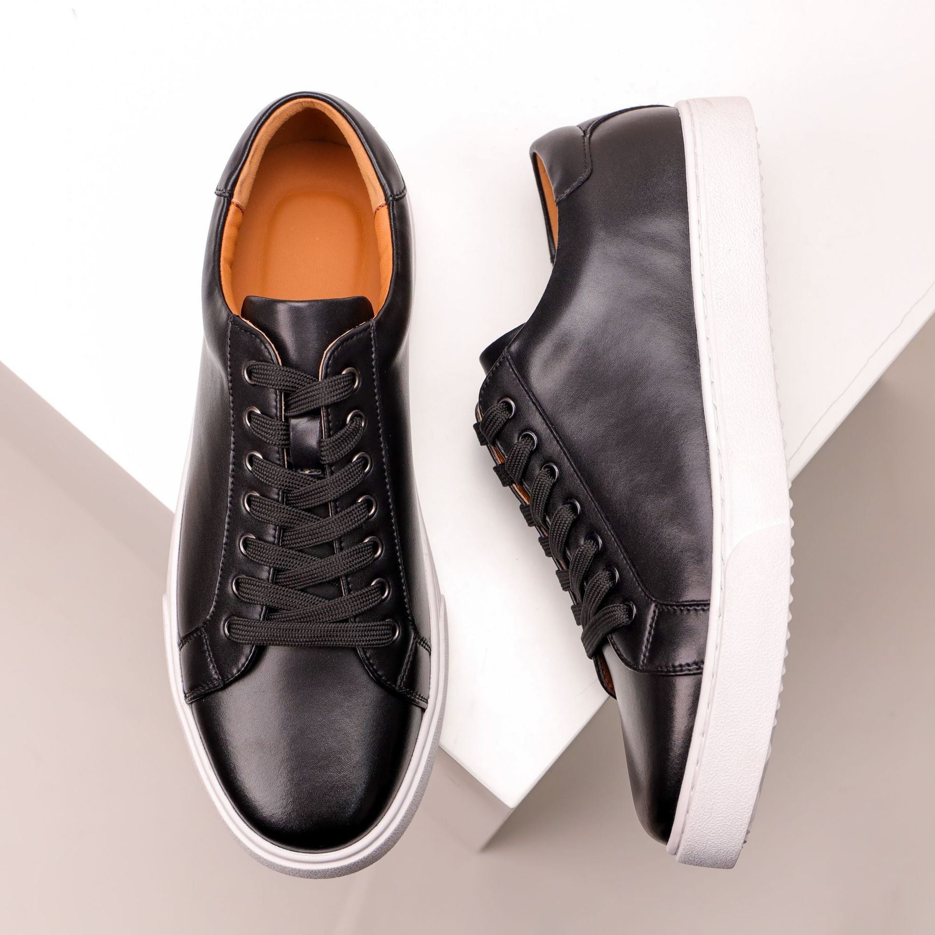 plus size Vintage Men's White Shoes All-match Sneakers Business Casual Leather Shoes Men's Leather Soft Sole Board Shoes Cross-border Men's Shoes