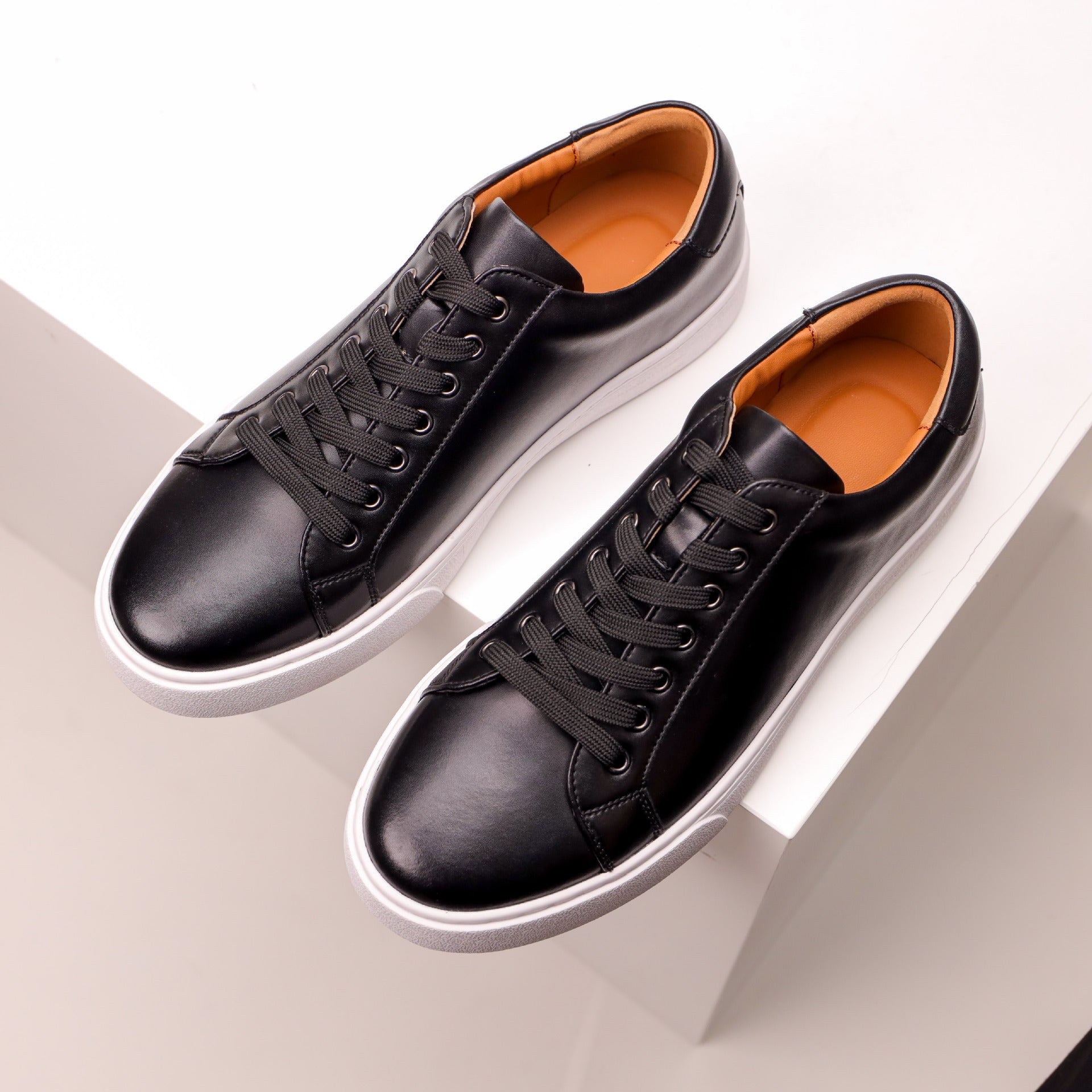 plus size Vintage Men's White Shoes All-match Sneakers Business Casual Leather Shoes Men's Leather Soft Sole Board Shoes Cross-border Men's Shoes