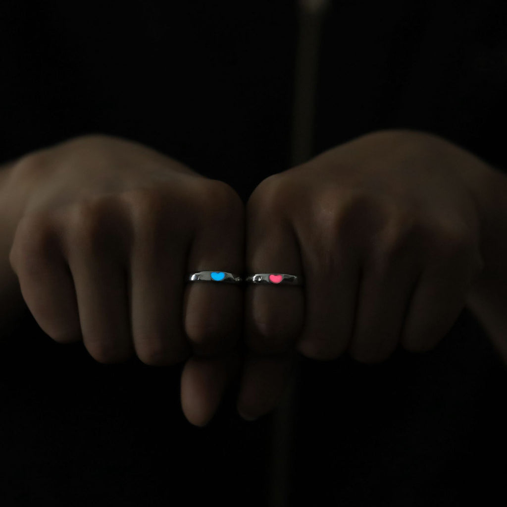 Blue Pink Luminous Ring For Couple Creative Love Heart Index Finger Ring Glowing In The Dark Rings Jewelry Valentine's Day Gift