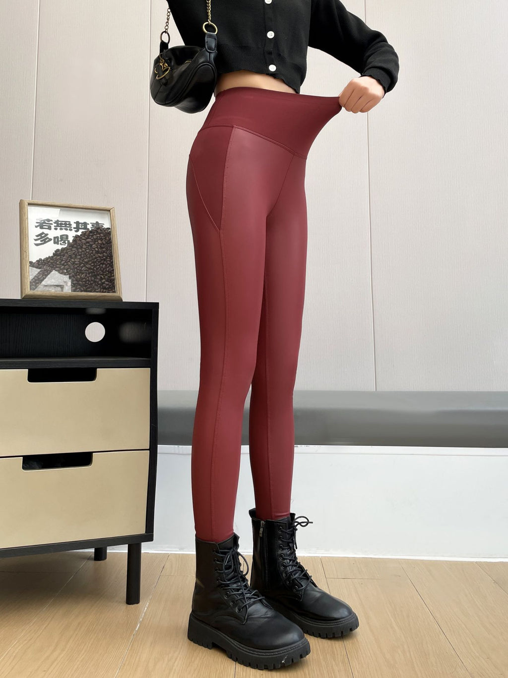 Brushed Leather Pants, Classic and Fashionable Leather Pants, Hip-Lifting and Tummy-Tucking, Nine-Point Pants for Outer Wear