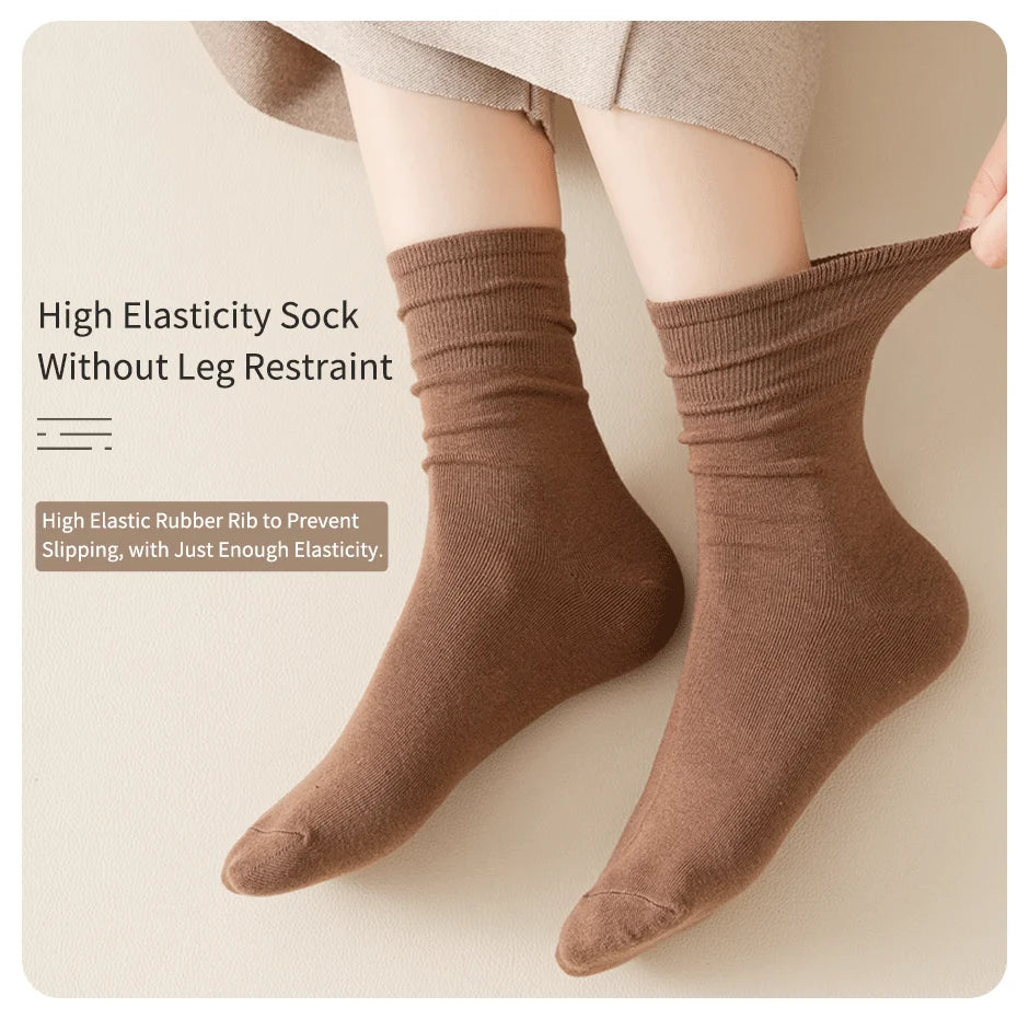 6 Pairs of Women Is Spring Or Summer Solid Colors Simple and Comfortable Mid Tube Socks Khaki Gradient Color