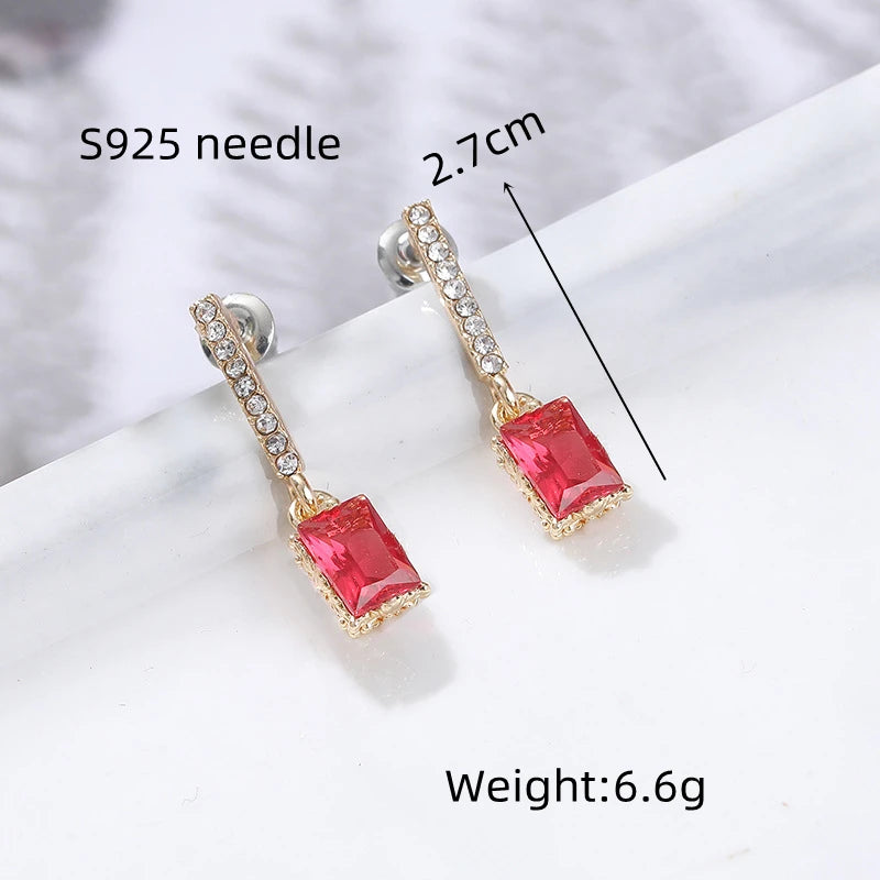 Red Statement Drop Earrings – Floral Heart Design for Elegant Occasions