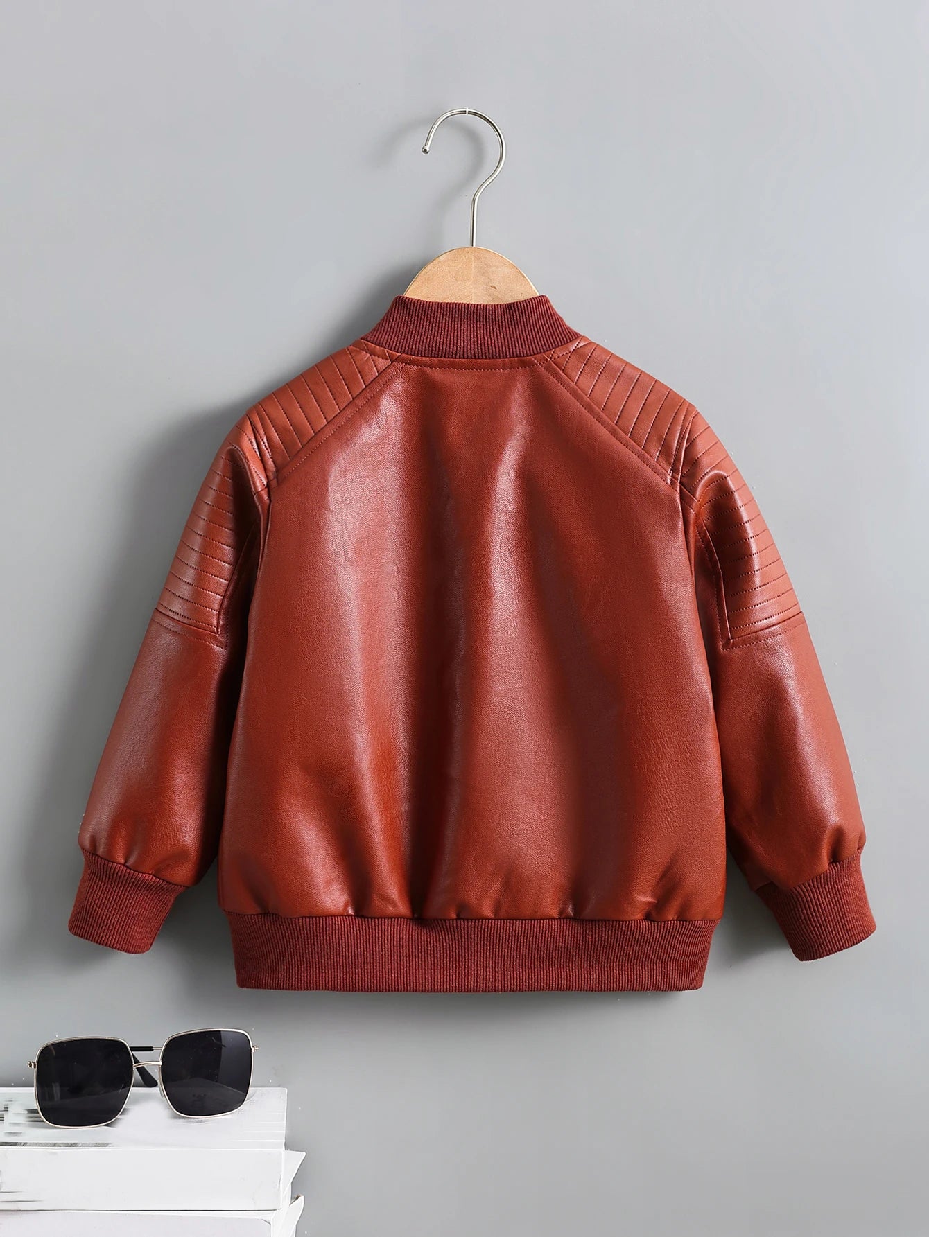 Children's Clothing for Boys, Pu Leather Jacket for Older Kids, Spring and Autumn Motorcycle Style Jacket, Black Baseball Jacket, Pu Leather Jacket in Chocolate Color, Autumn and Winter Jacket