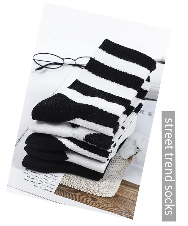 Cute Cow Print Socks for Women White Black Funny Cartoon Animals Sock Girls on Sale Fashion Casual Streetwear Skateboard