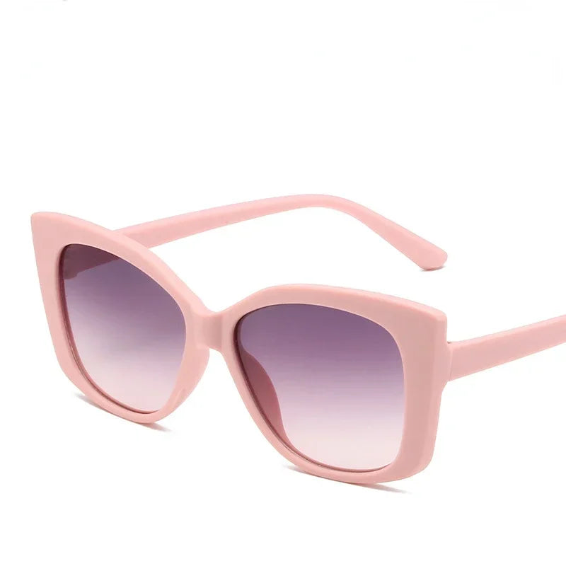 New Fashion Cat Eye Sunglasses Female Luxury Brand Designer Sun Glasses for Women Travelling Sun Shades Glasses High Definition