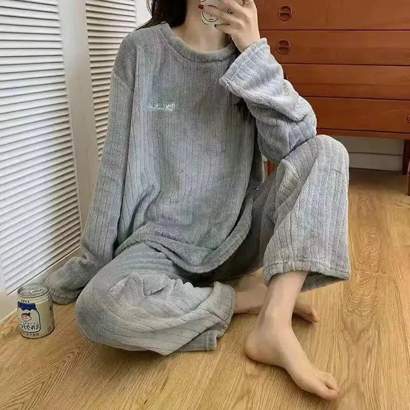 Soft Coral Velvet Jacquard Warm Pajama Set for Women Cozy Loungewear Outerwear for Winter Christmas Valentine's Day Gift ﻿