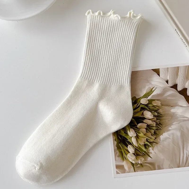 Fashion New Ruffle Socks for Women Mid Crew Middles Tube Ankle High Breathable Cotton Socks Black White Beige Female Cute Sock