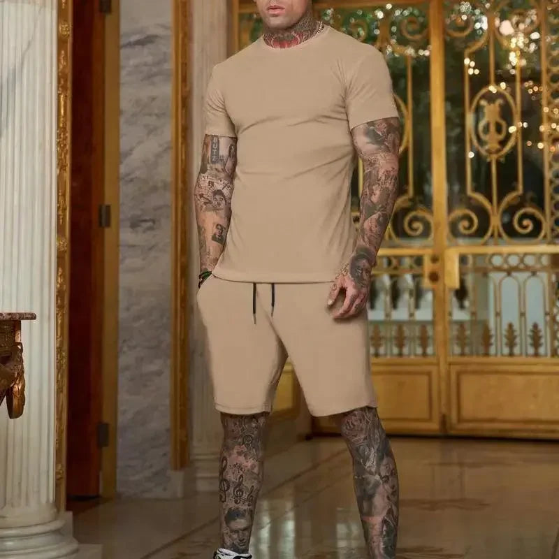 2025 summer new men's breathable sportswear short sleeved t-shirt and shorts set popular quick drying clothing
