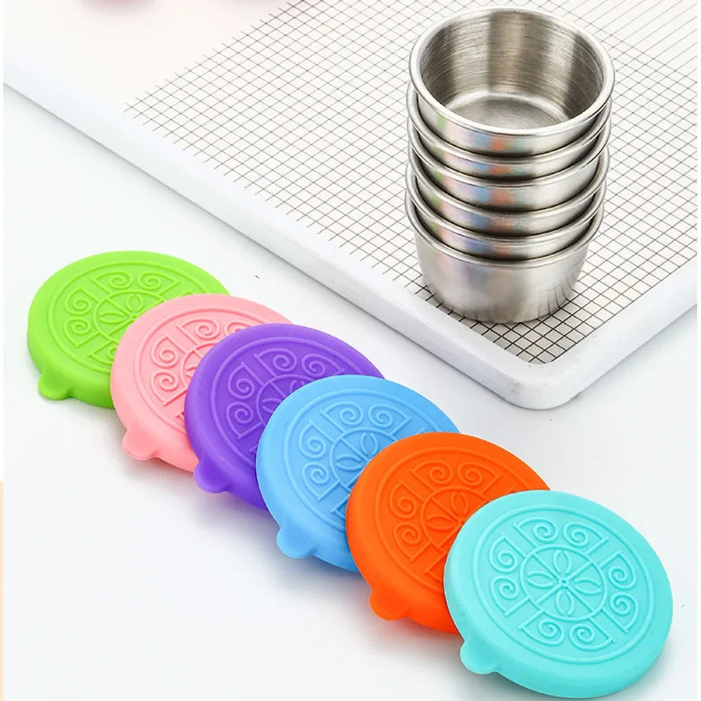 1pc Salad Dressing Container With 1.35oz/40ml Reusable Stainless Steel Cup And Leakproof Silicone Lids For Lunch Box and Picnic