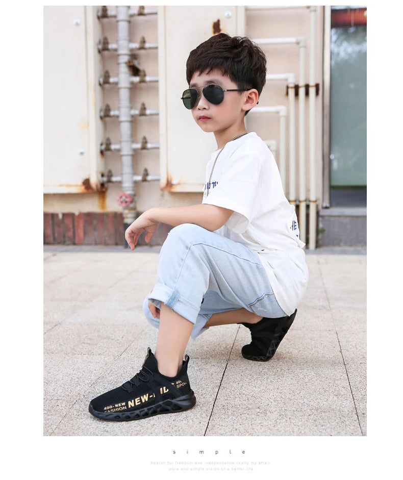 Kids Casual Low Top Lace Up Sneakers Boys Girls Breathable Lightweight Anti Slip Outdoor Walking Children Sports Running Tennis