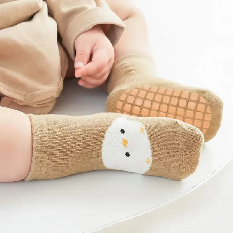 Homefish 6 Pairs Kids Non-Slip Socks Cute Cartoon Fox and Bear Pattern Childrens Boys Girls Floor Socks Comfortable for Toddler