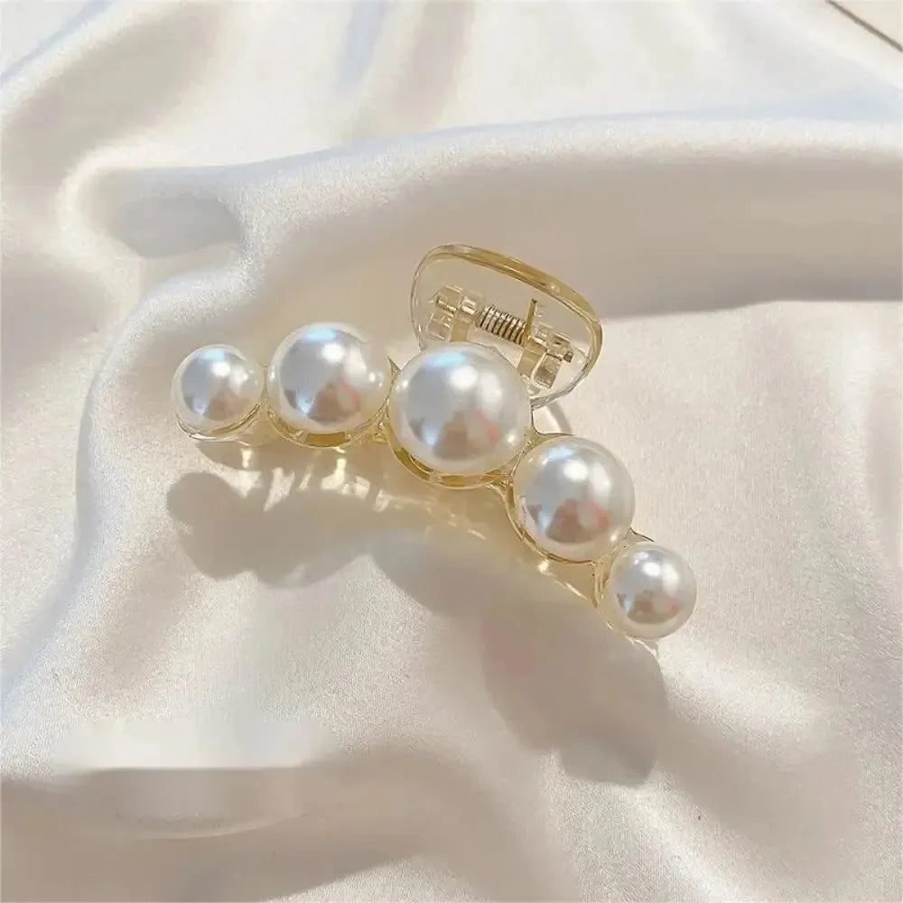 2024168---4pcs Large Shark Clip Hair Accessories Temperament Versatile Simple And Generous Fashionable Gentle Pearl Grab Clip
