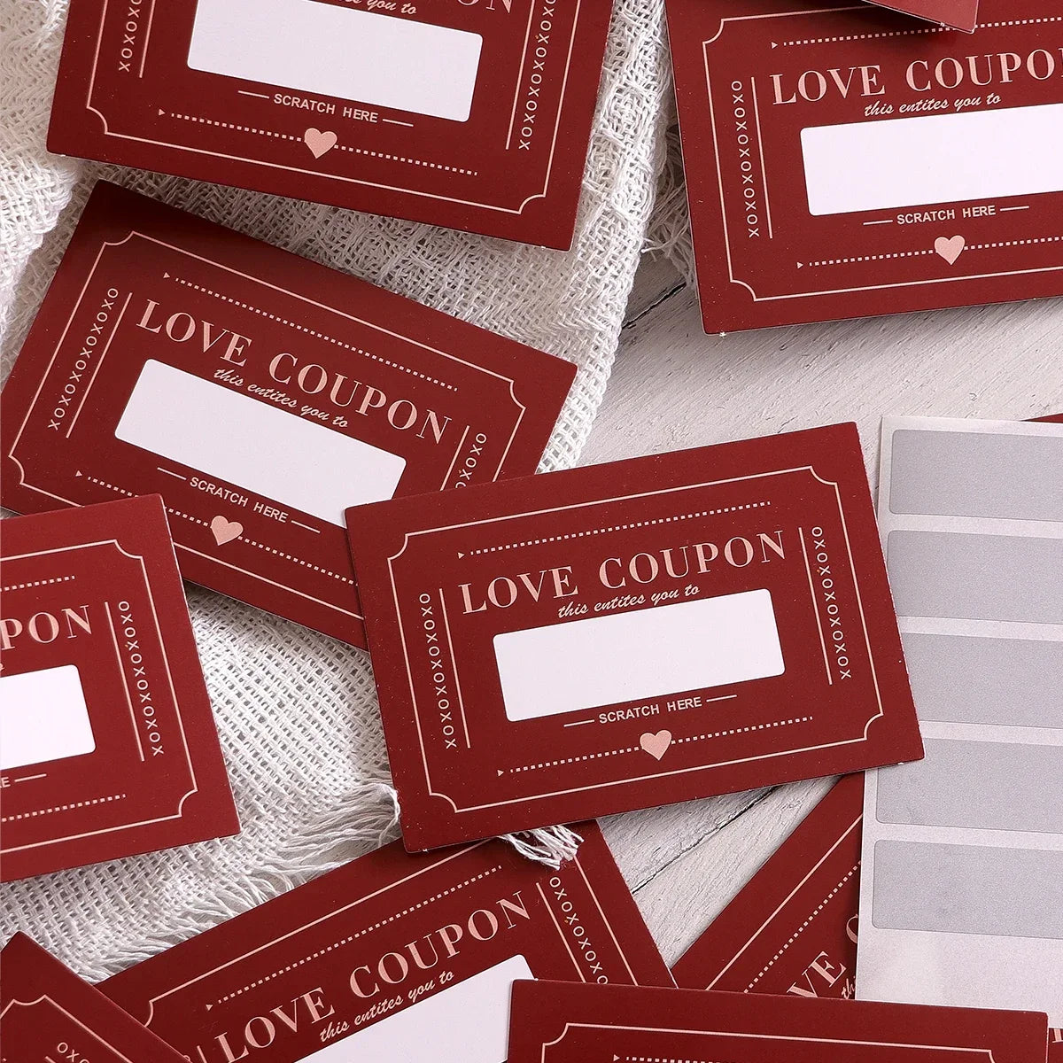 Scratch-Off Love Coupons, 10 Pieces, DIY Valentine's Day Love Coupons, Creative Birthday Gifts for Boyfriends