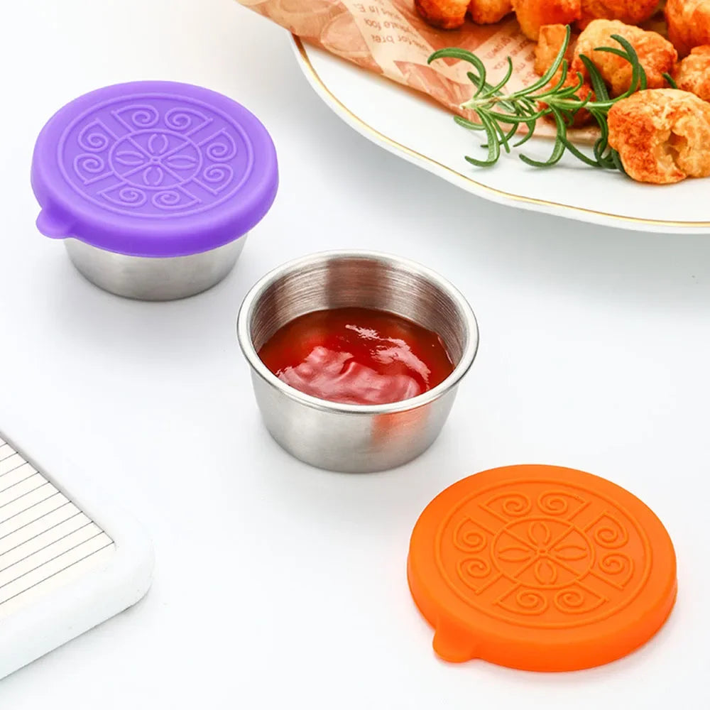 1pc Salad Dressing Container With 1.35oz/40ml Reusable Stainless Steel Cup And Leakproof Silicone Lids For Lunch Box and Picnic