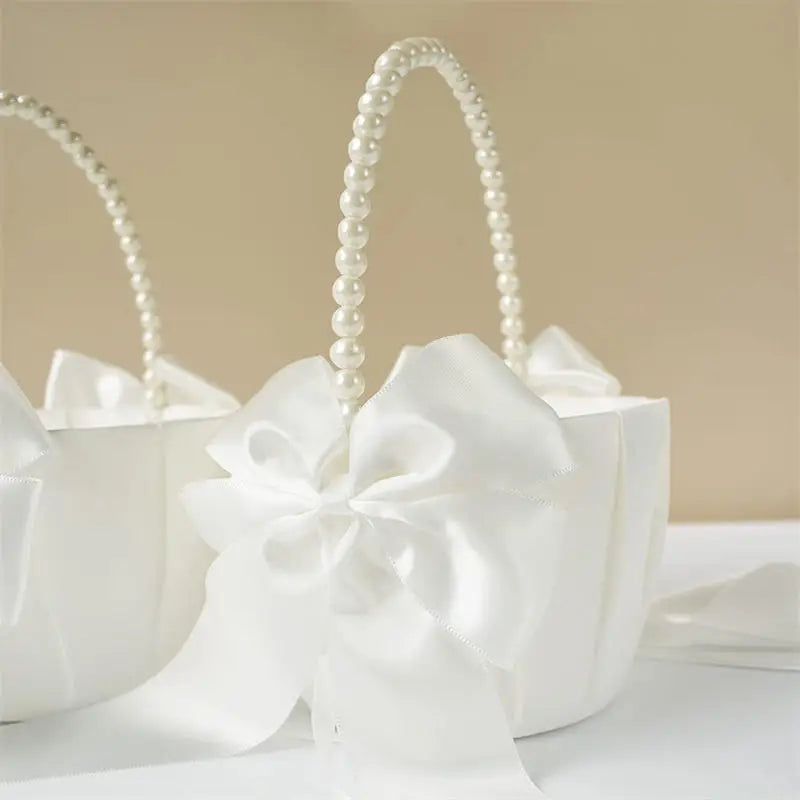 1-2pcs Pearl Handle Flower Basket Satin White Western Rustic Bowknot Wedding Basket Foldable Flower Basket For Floral Petals
