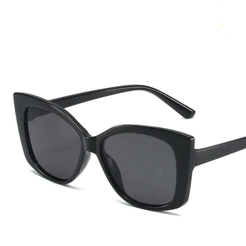 New Fashion Cat Eye Sunglasses Female Luxury Brand Designer Sun Glasses for Women Travelling Sun Shades Glasses High Definition