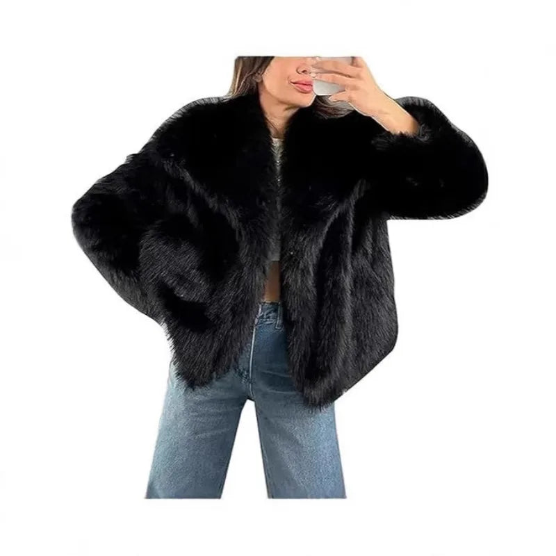 European and American Autumn and Winter New Faux Fur Coat Plus-size Women's Top Anti-fox Fur Lapel, Short Faux Fur Style Outcoat