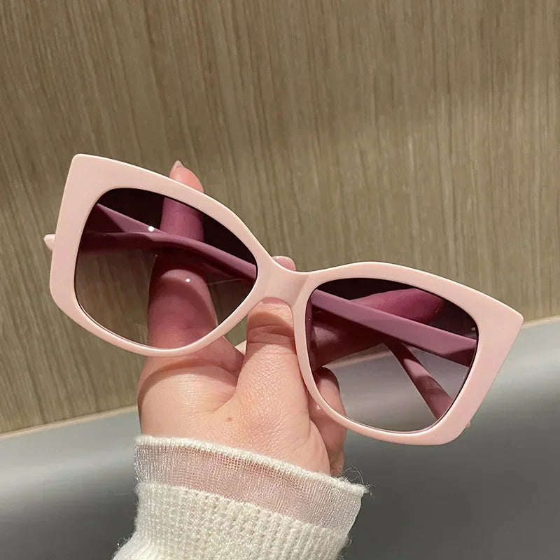 New Fashion Cat Eye Sunglasses Female Luxury Brand Designer Sun Glasses for Women Travelling Sun Shades Glasses High Definition