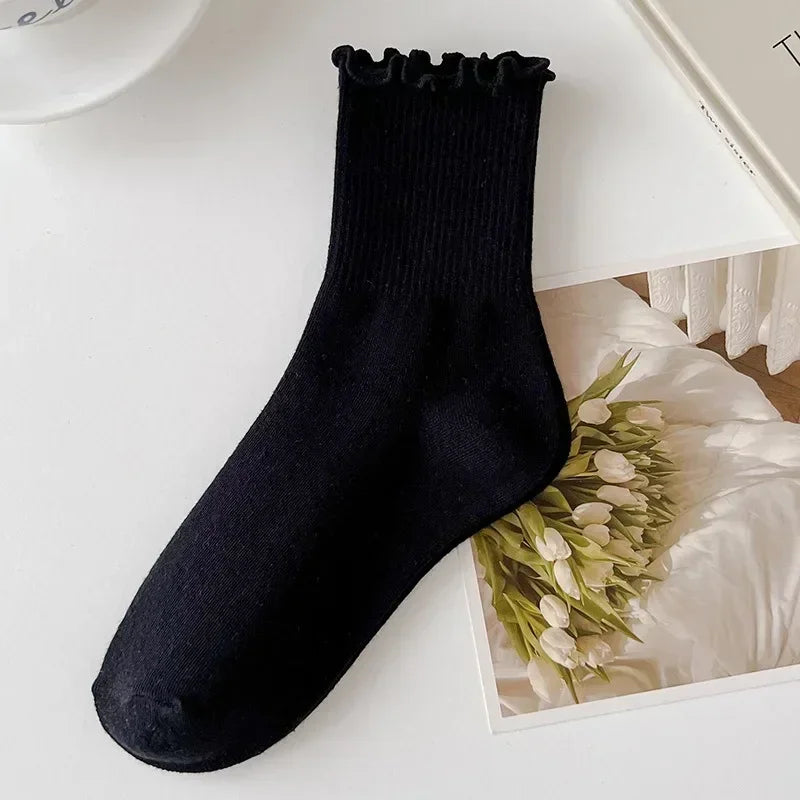 Fashion New Ruffle Socks for Women Mid Crew Middles Tube Ankle High Breathable Cotton Socks Black White Beige Female Cute Sock