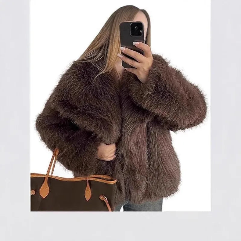 European and American Autumn and Winter New Faux Fur Coat Plus-size Women's Top Anti-fox Fur Lapel, Short Faux Fur Style Outcoat