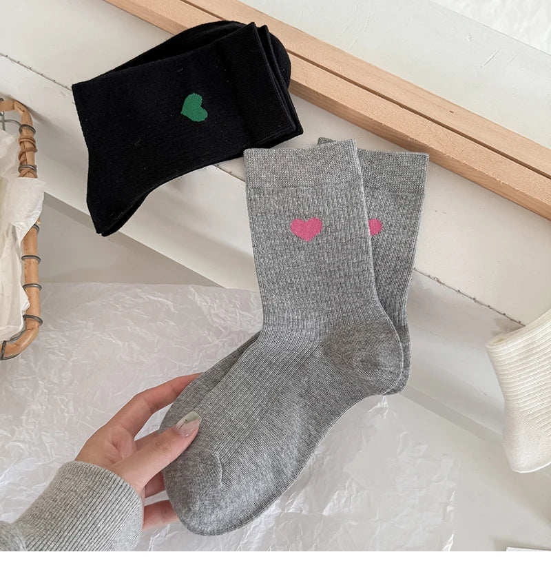 Socks For Women New Heart Design Cute Socks Breathable Simple Korean Style Sweat absorption Girls Cotton Socks Daily Classic