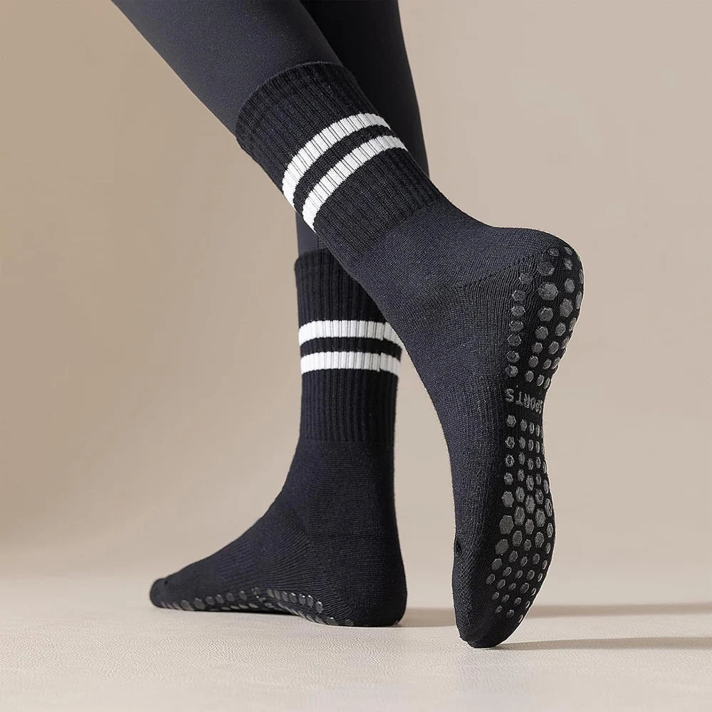 Yoga Pilates Socks with Grips for Women, Non Slip Grips Cotton Socks for Barre, Ballet, Dance, Workouts