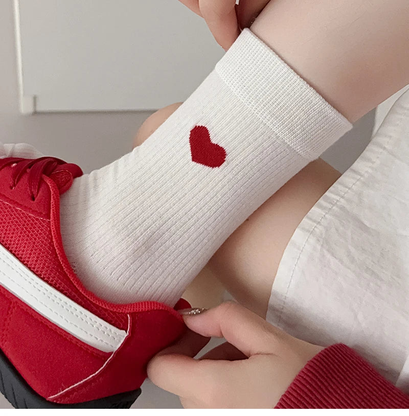 Socks For Women New Heart Design Cute Socks Breathable Simple Korean Style Sweat absorption Girls Cotton Socks Daily Classic