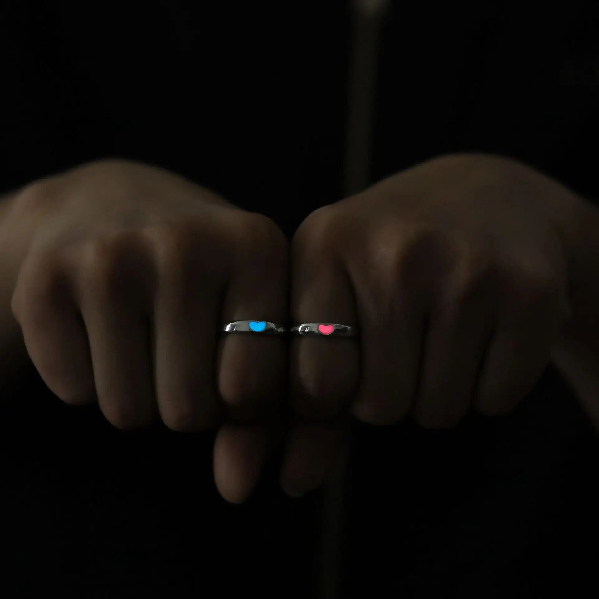 Blue Pink Luminous Ring For Couple Creative Love Heart Index Finger Ring Glowing In The Dark Rings Jewelry Valentine's Day Gift