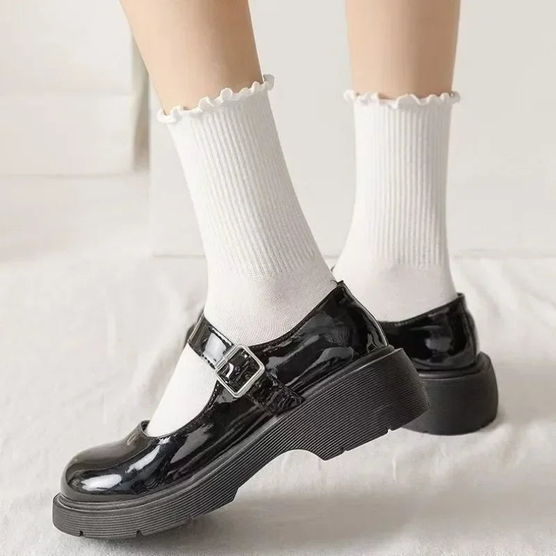 Fashion New Ruffle Socks for Women Mid Crew Middles Tube Ankle High Breathable Cotton Socks Black White Beige Female Cute Sock