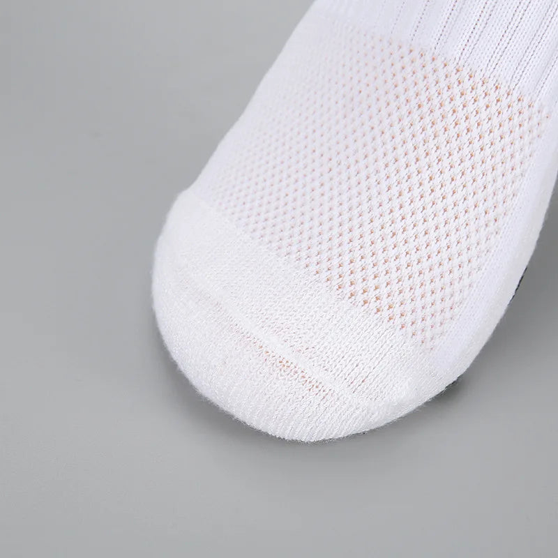 Comfortable Breathable Non-slip Football Socks Men Women Sports Socks Running Football Tennis Basketball Cycling Grip Socks