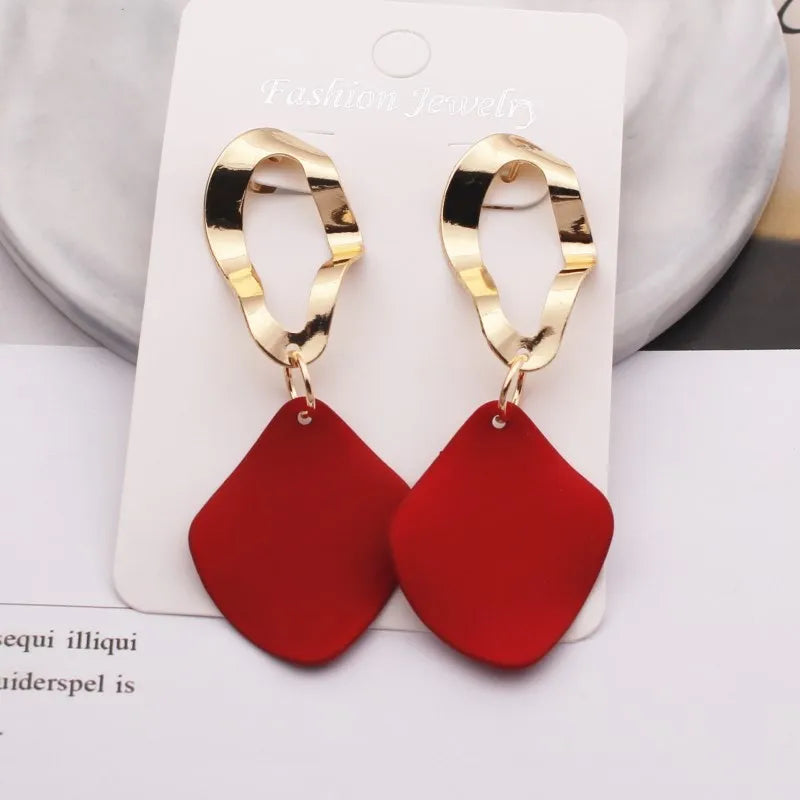 Red Statement Drop Earrings – Floral Heart Design for Elegant Occasions