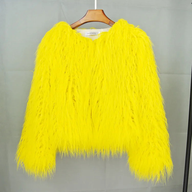 Faux Fur Plush Coat – Soft Shaggy Statement Jacket