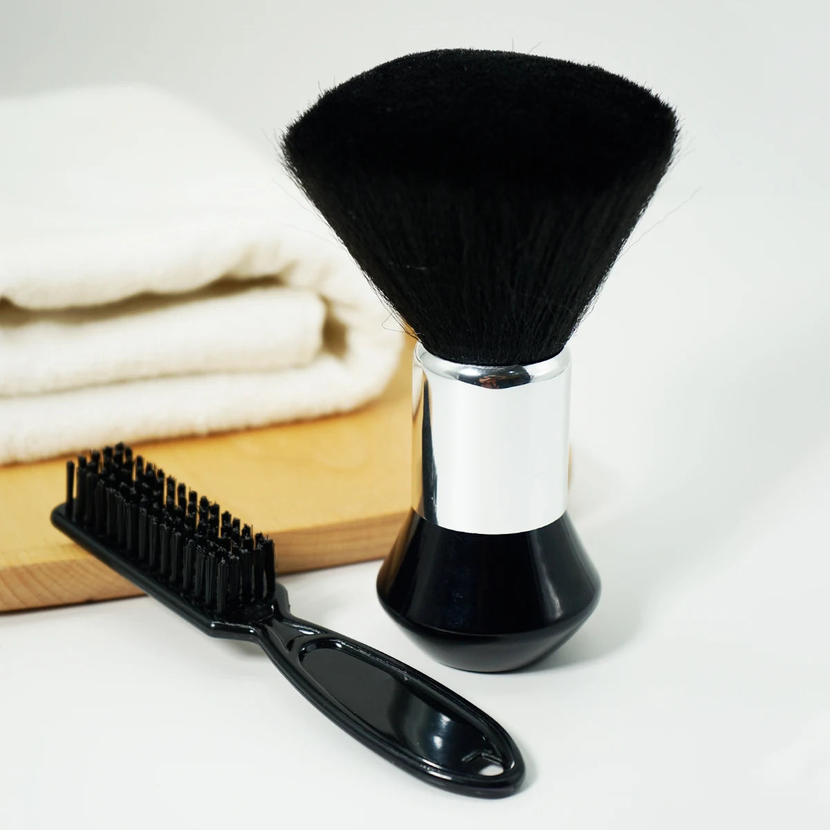 Hair Cut Brush Tools Barber Accessories Black Hairdressing Sweeping Neck Hair Cleaning Duster Hair Cutting Brush For Barbershop