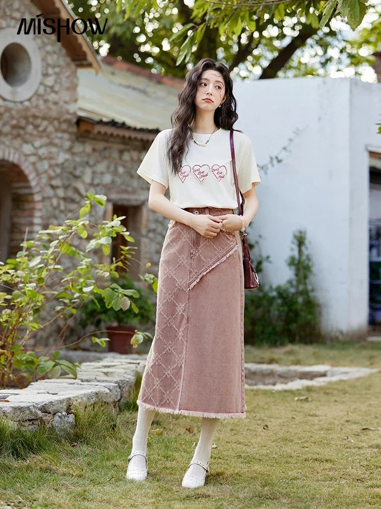 MISHOW Apricot Short Sleeved T-shirt Women 2025 Spring New Casual Versatile Heart Print Positive Shoulder Tops Outer MXE11T0491