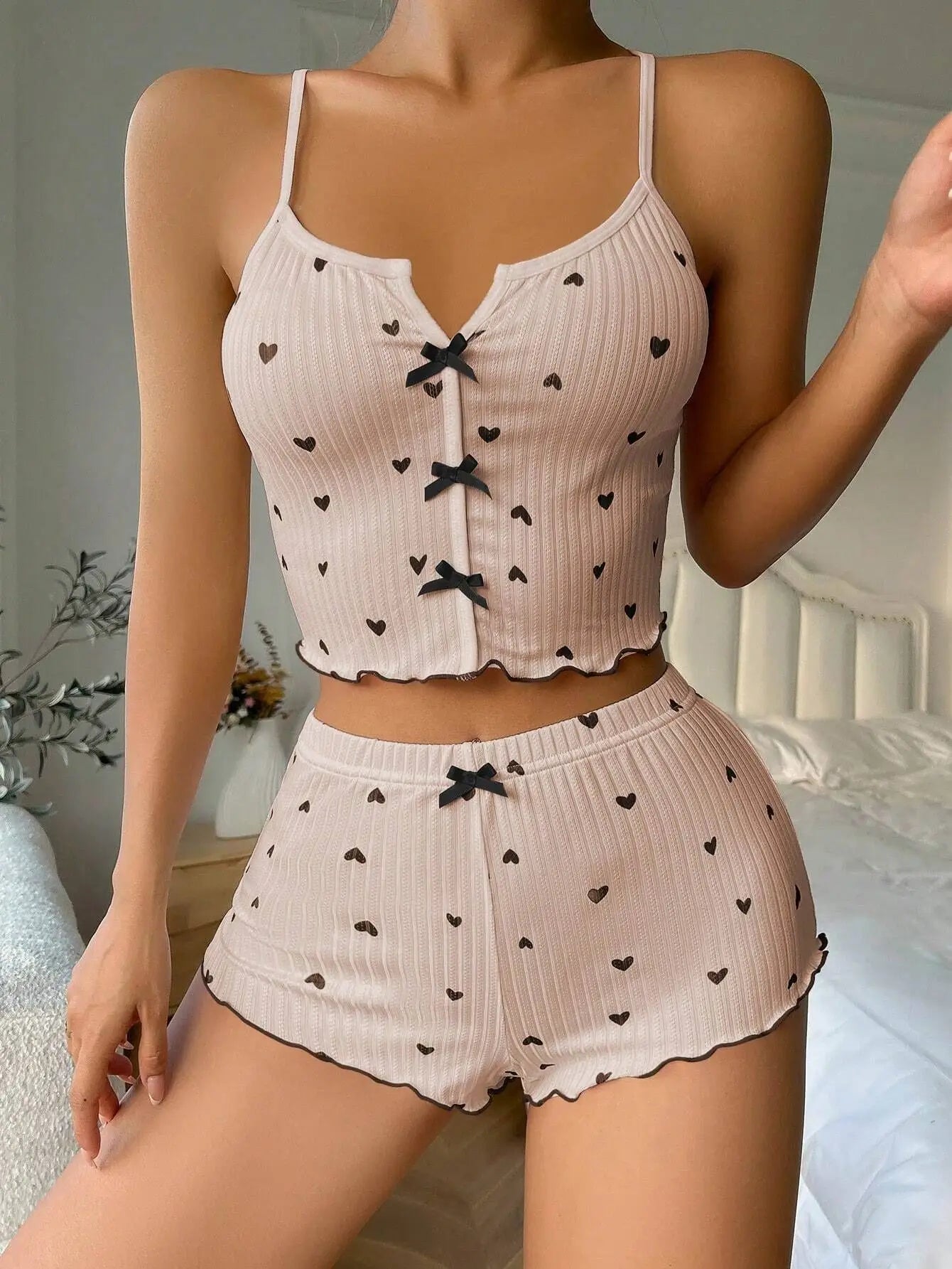 Sexy Sleepwear Women Pajamas Set Heart Print Silk Stain V-Neck Sleeveless Casual Cami Top and Shorts Sets Home Suit Loungewear