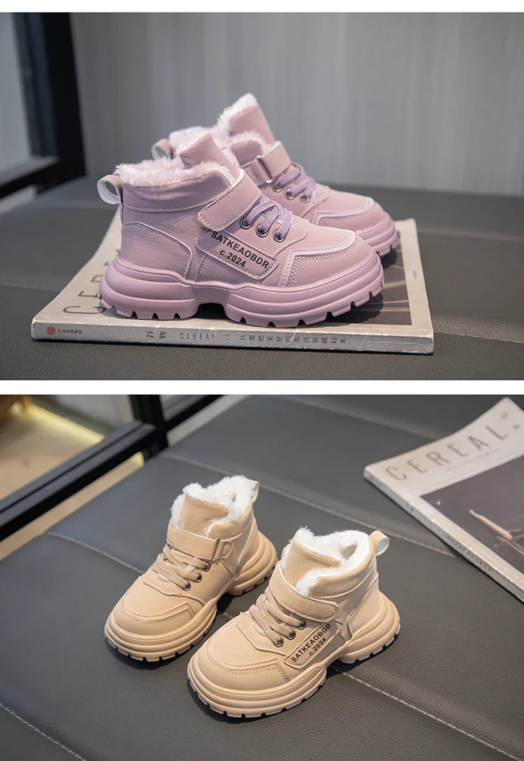 Boys Girls Sports Boots with Fur 2024 New Fashion Kids Ankle Boots Warm for Winter Sweet Students Short Boots Non-slip Soft Sole