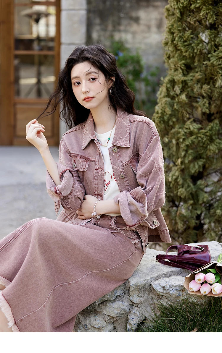 MISHOW Apricot Short Sleeved T-shirt Women 2025 Spring New Casual Versatile Heart Print Positive Shoulder Tops Outer MXE11T0491