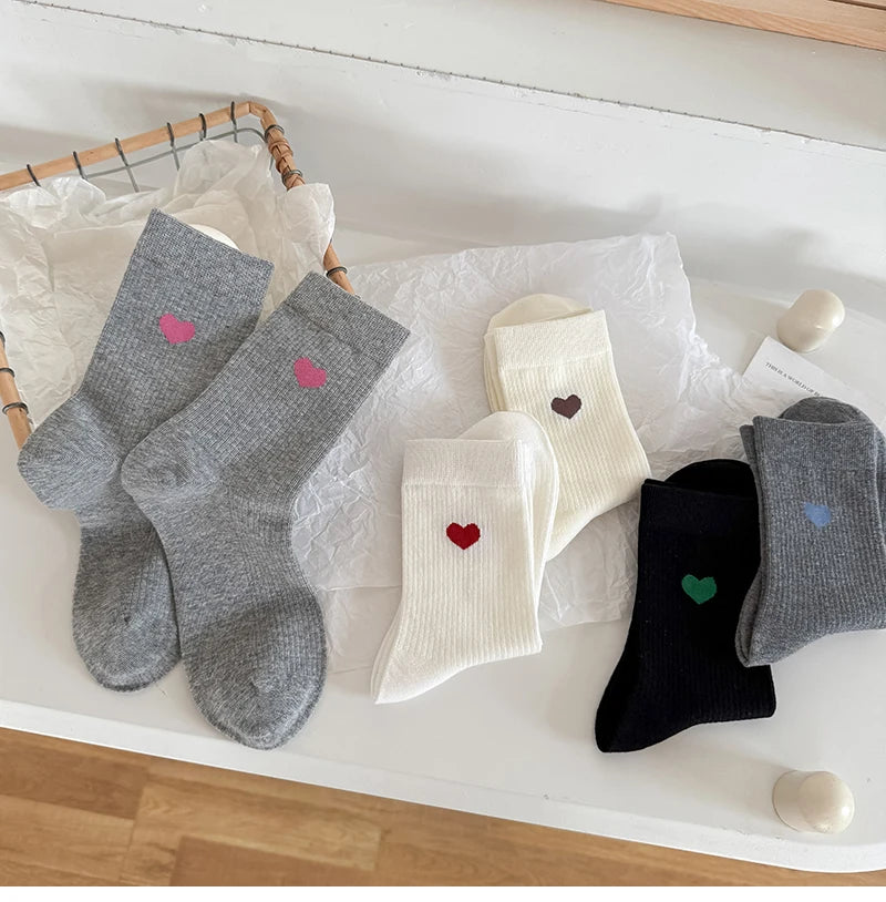 Socks For Women New Heart Design Cute Socks Breathable Simple Korean Style Sweat absorption Girls Cotton Socks Daily Classic