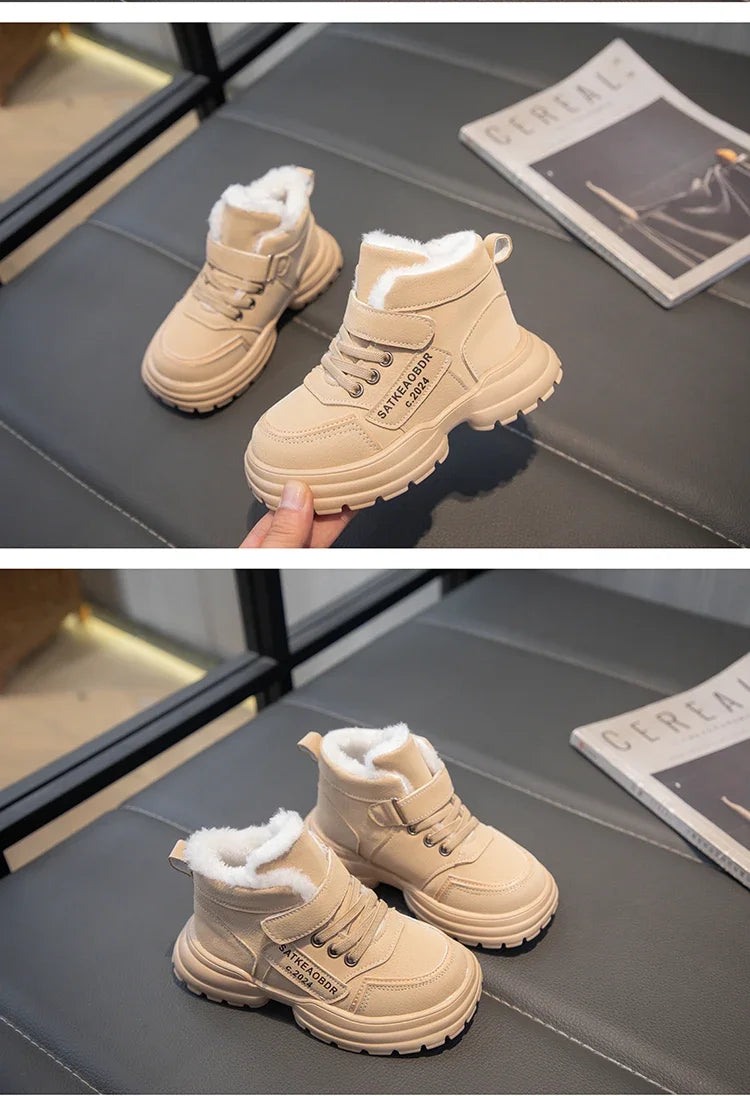 Boys Girls Sports Boots with Fur 2024 New Fashion Kids Ankle Boots Warm for Winter Sweet Students Short Boots Non-slip Soft Sole