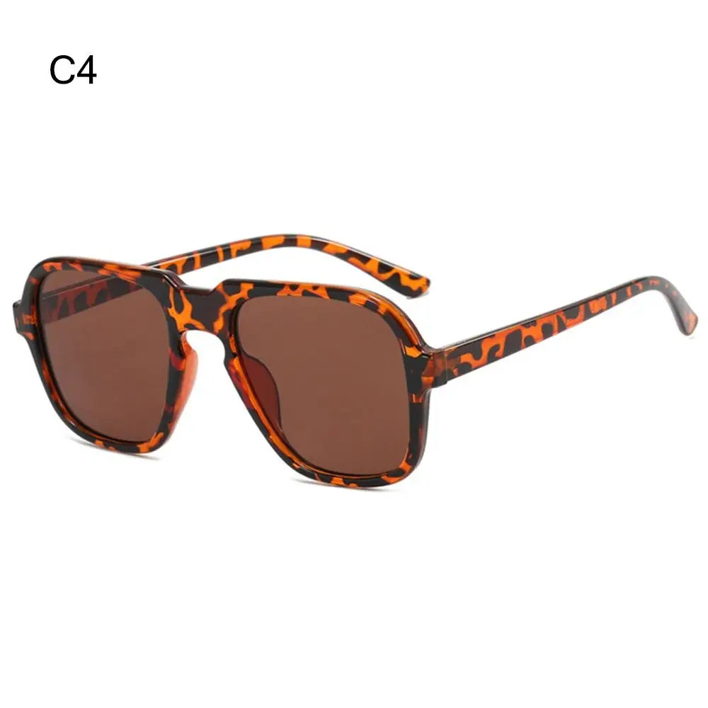 Beach Sunnies Sun Glasses Vintage Sunglasses For Women and Men Clear Ocean Gradient Lens Retro Shades Eyewear Summer Accessory