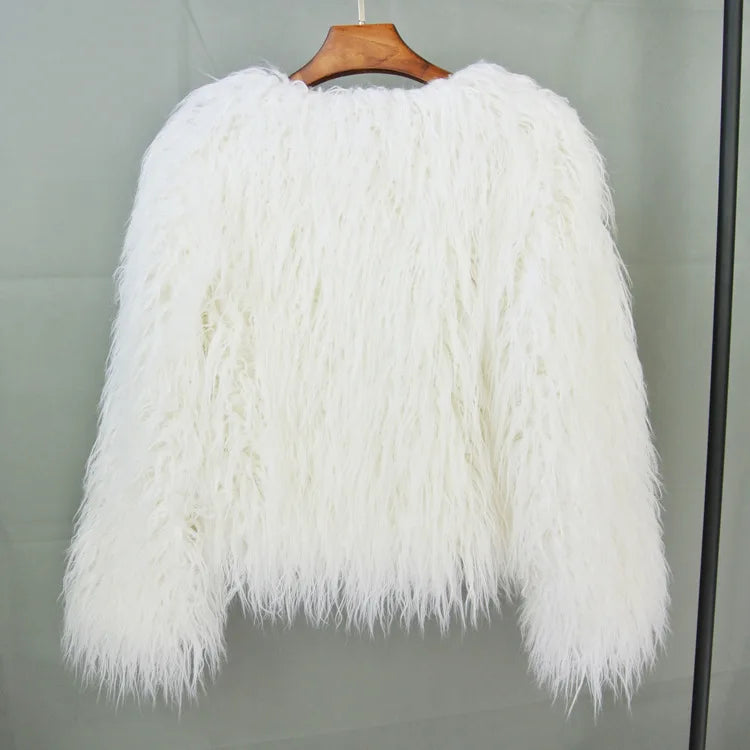 Faux Fur Plush Coat – Soft Shaggy Statement Jacket