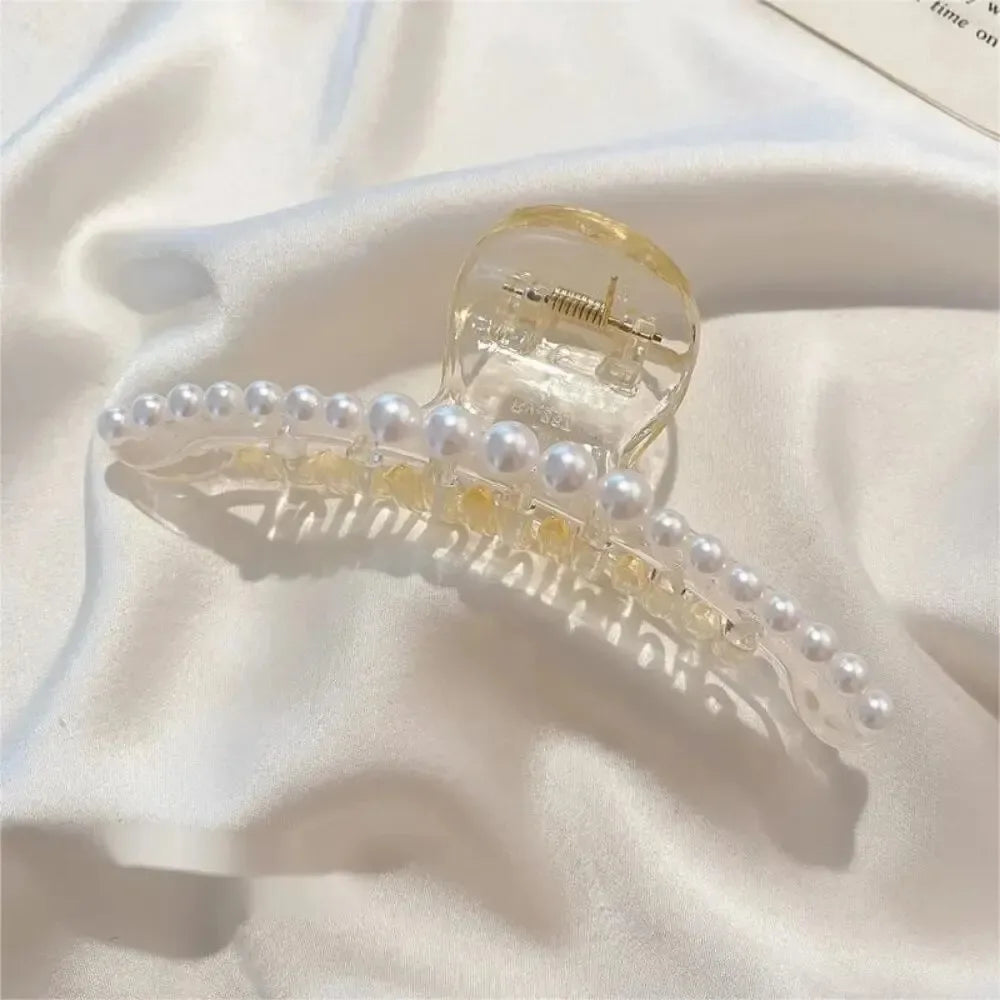 2024168---4pcs Large Shark Clip Hair Accessories Temperament Versatile Simple And Generous Fashionable Gentle Pearl Grab Clip