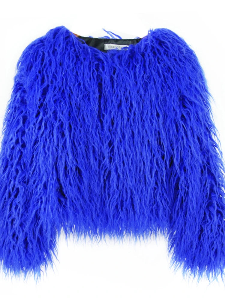Faux Fur Plush Coat – Soft Shaggy Statement Jacket