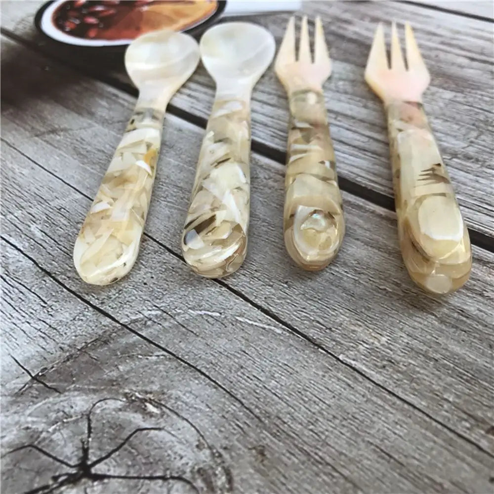Natural Shell Resin Spoon Fork Ice Cream Dessert Spoon Caviar Spoon Seashells Stirring Spoons Teaspoon Kitchen Tool