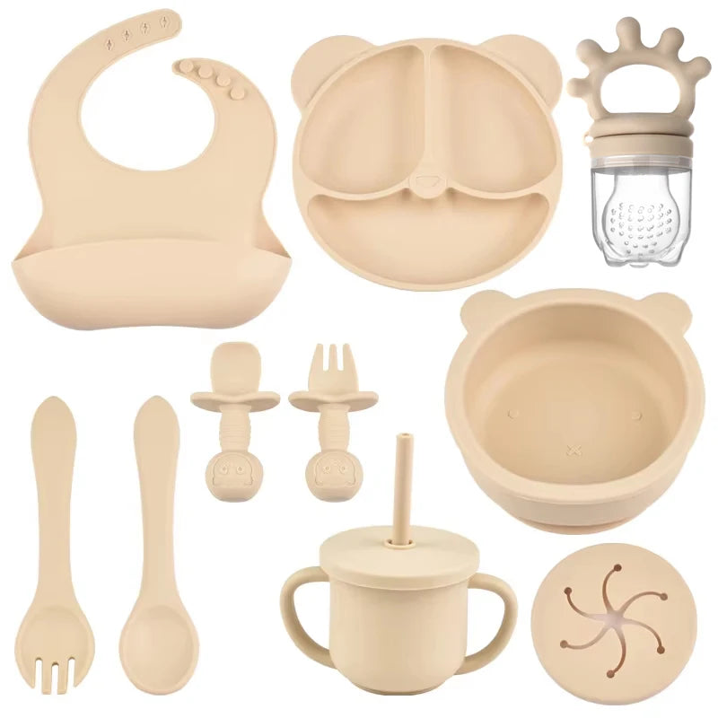 9PCS/Set BPA Free Silicone Baby Feeding Set Sucker Bowl Divided Dinning Plate Straw Cup Spoon Fork Adjustable Bib Child Dishes